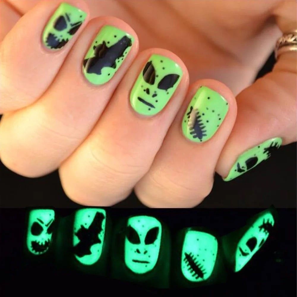 Short Glow In The Dark Press On Nails