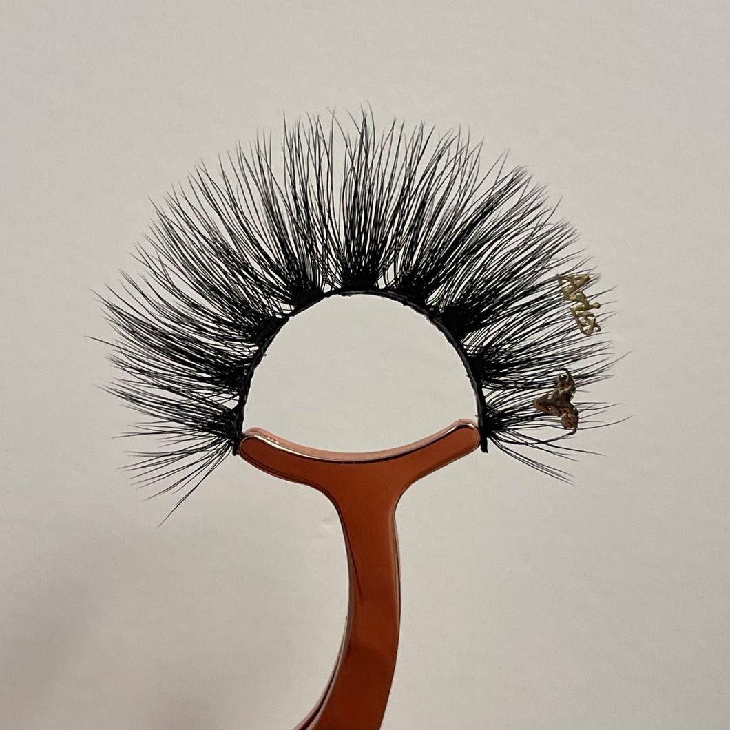 Aries Lashes