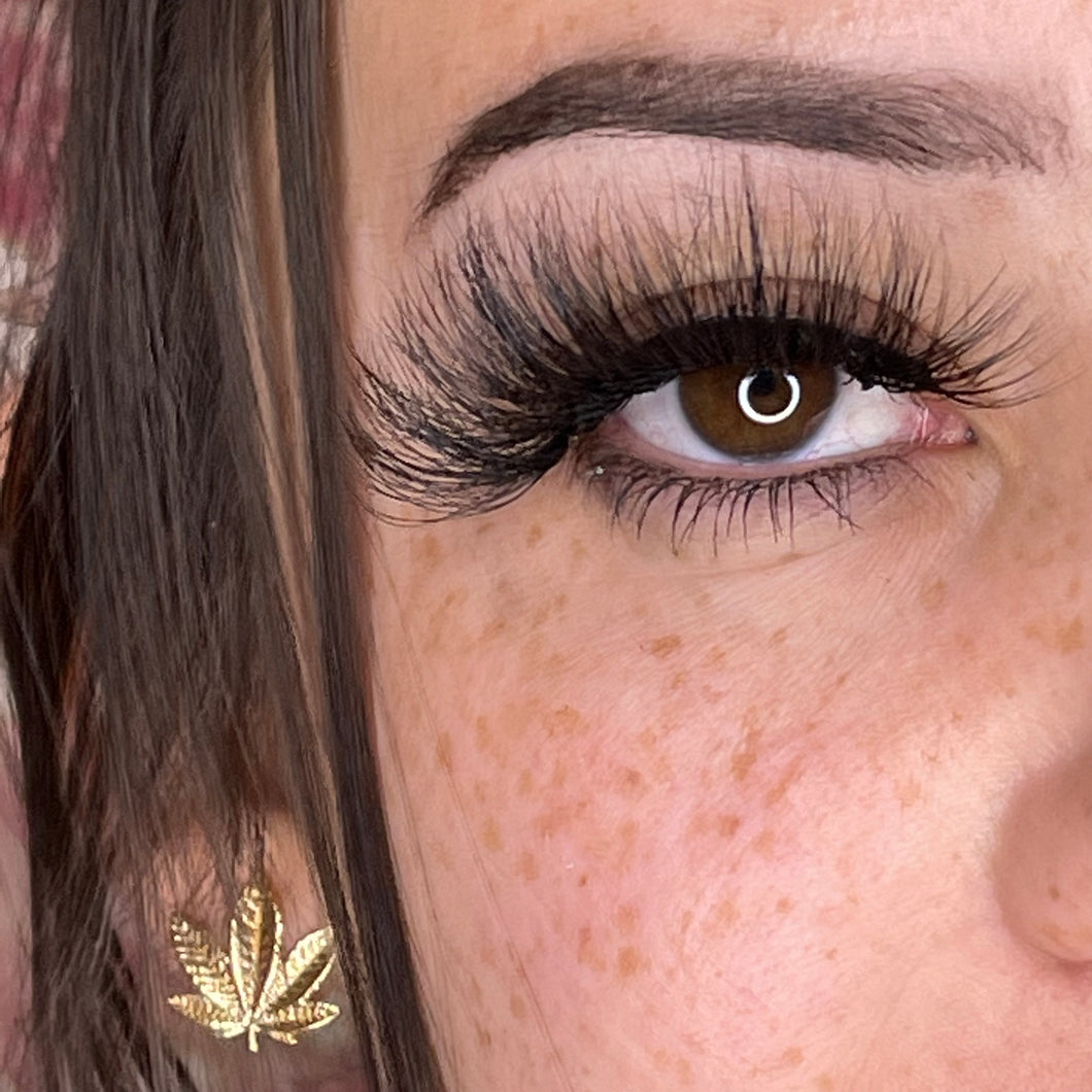 Stoney Lashes