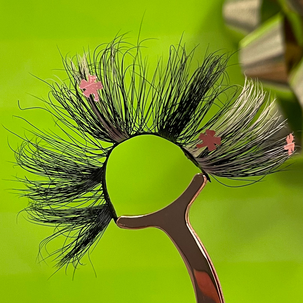 Pink St. Patrick’s Lashes Style #1