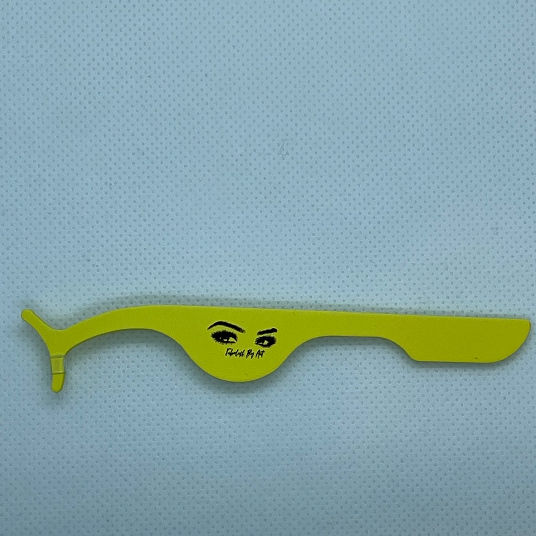 Yellow Fabulash Tweezers